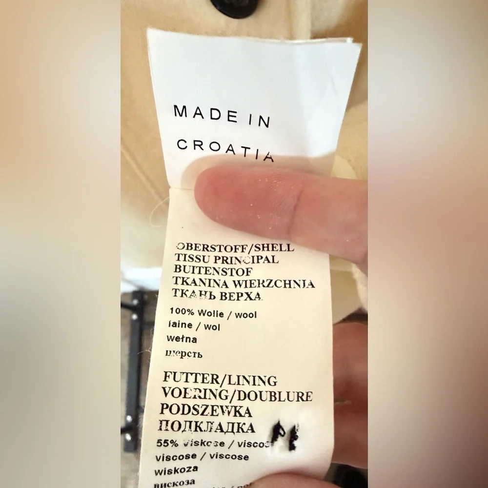 🐻‍❄️NWOT cream boiled wool car coat! Giving J. Crew preppy vibes!🐻‍❄️ - Picture 5 of 6